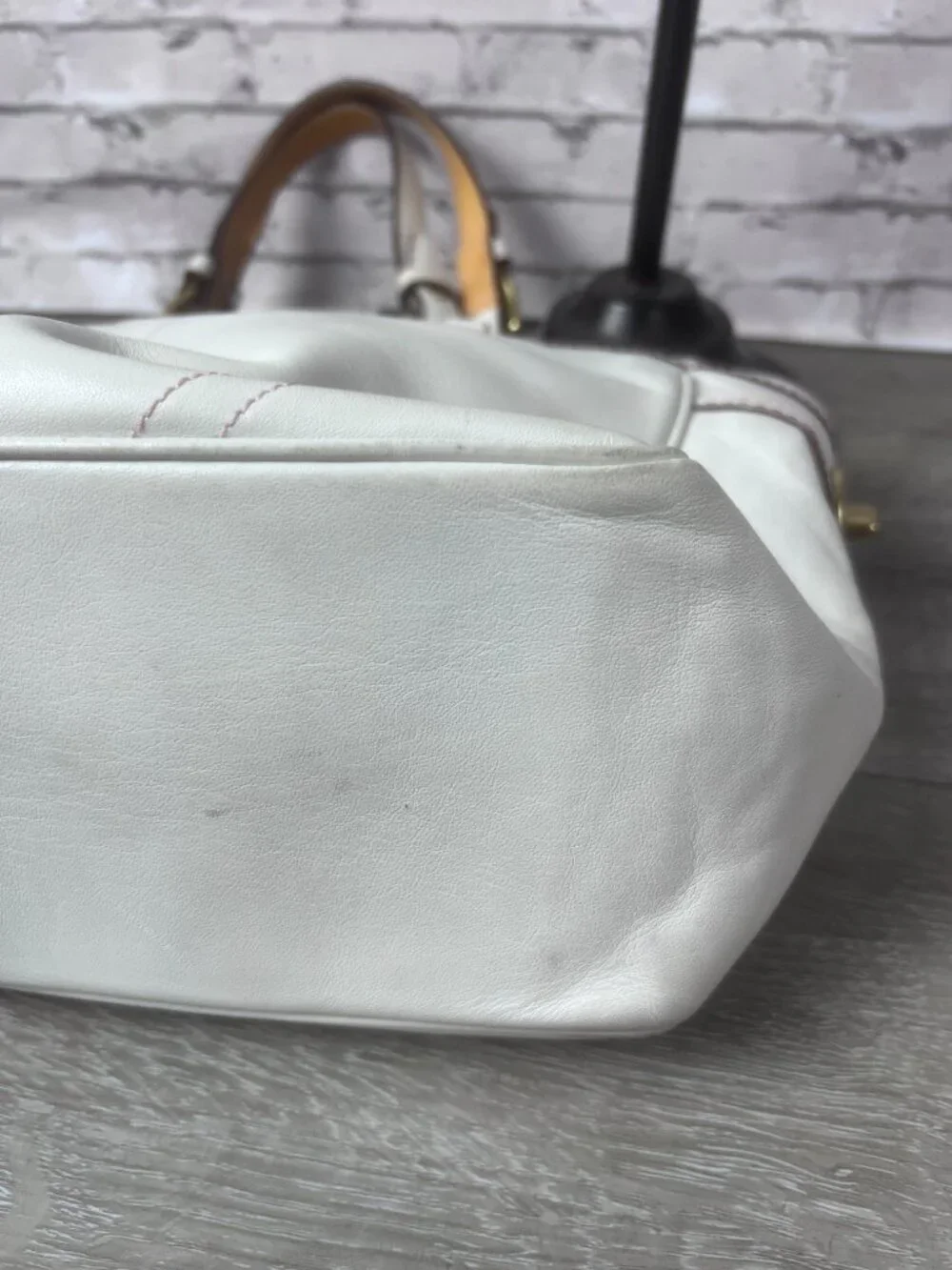 Limited Edition Coach Poppy for Peace 9244 Gallery  Tote Off White Leather